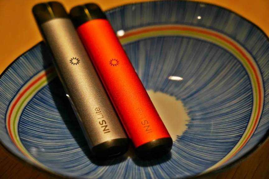 INS Lite电子烟评测:初见懵懂,再见欢喜。体验与烟弹口感介绍! INS Lite电子烟评测:初见懵懂,再见欢喜。体验与烟弹口感介绍!