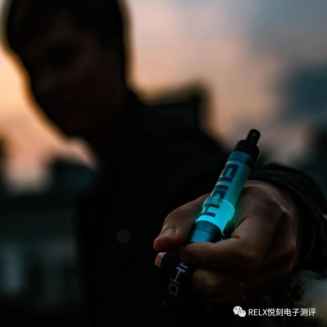 fush二代注油发光电子烟多少钱?FUSHnano长什么样?换弹仓容量多少? fush二代注油发光电子烟多少钱?FUSHnano长什么样?换弹仓容量多少?