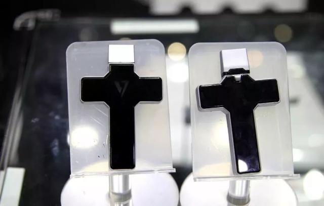 收集2018年市面上的100多款新品电子烟小烟,看看你认识哪一款? 收集2018年市面上的100多款新品电子烟小烟,看看你认识哪一款?