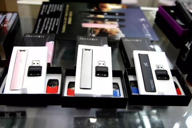 收集2018年市面上的100多款新品电子烟小烟,看看你认识哪一款? 收集2018年市面上的100多款新品电子烟小烟,看看你认识哪一款?