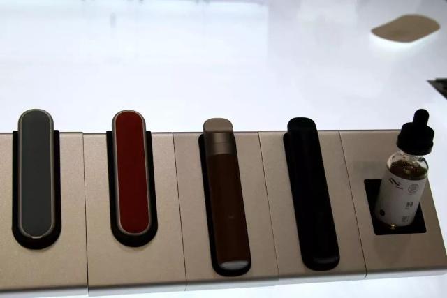 收集2018年市面上的100多款新品电子烟小烟,看看你认识哪一款? 收集2018年市面上的100多款新品电子烟小烟,看看你认识哪一款?