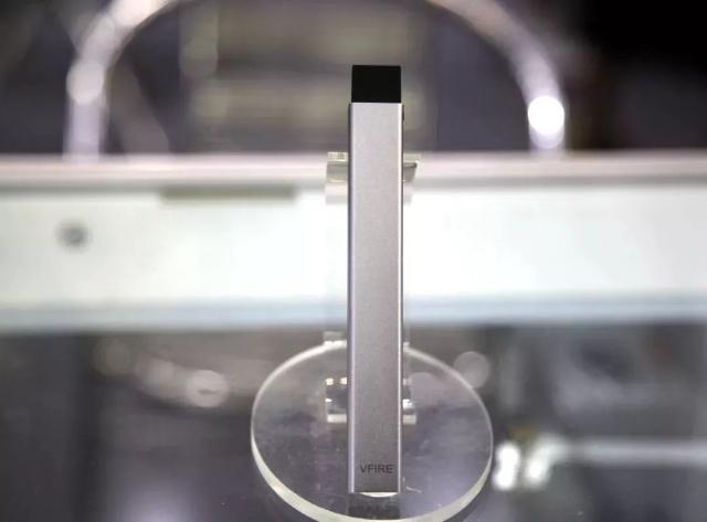 收集2018年市面上的100多款新品电子烟小烟,看看你认识哪一款? 收集2018年市面上的100多款新品电子烟小烟,看看你认识哪一款?