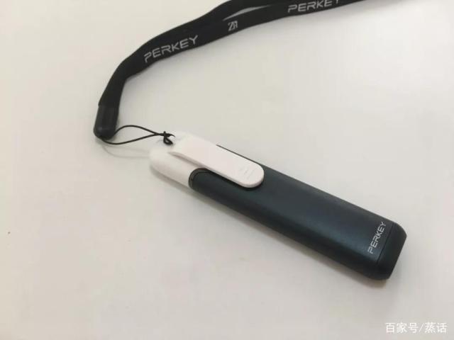 这款ZH小烟真“有套”,预注油+自注油+新奇笔形设计 这款ZH小烟真“有套”,预注油+自注油+新奇笔形设计