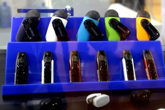 收集2018年市面上的100多款新品电子烟小烟,看看你认识哪一款? 收集2018年市面上的100多款新品电子烟小烟,看看你认识哪一款?