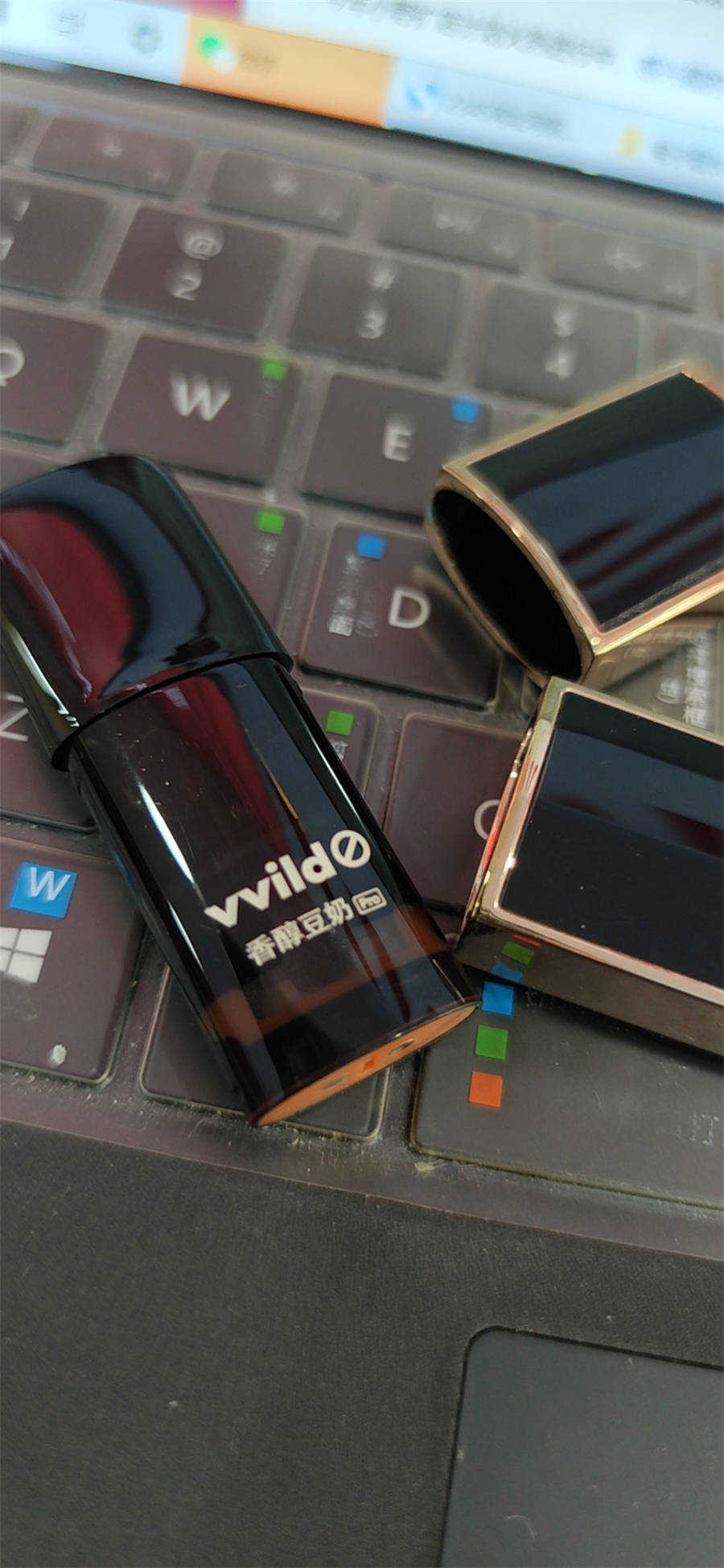 小野电子烟G1黑金版使用亲测 小野豆奶味太好抽了! 小野电子烟G1黑金版使用亲测 小野豆奶味太好抽了!