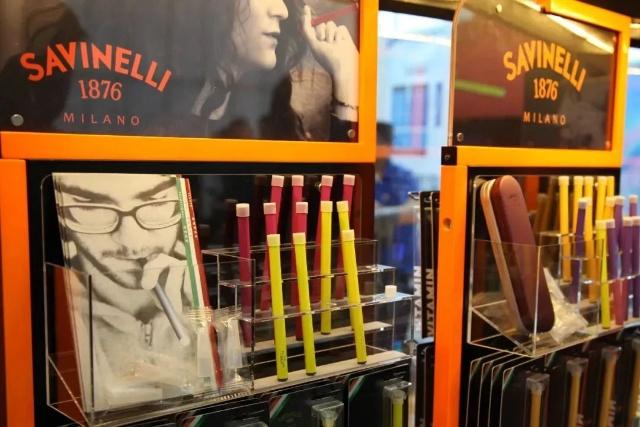 收集2018年市面上的100多款新品电子烟小烟,看看你认识哪一款? 收集2018年市面上的100多款新品电子烟小烟,看看你认识哪一款?