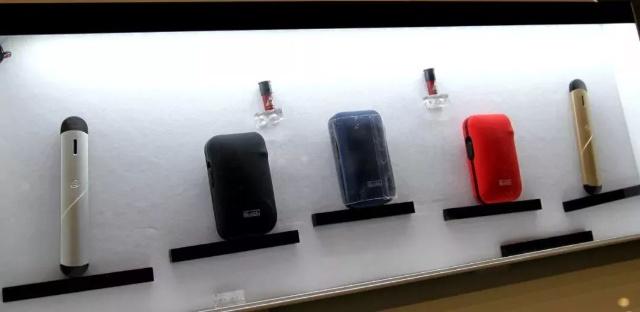 收集2018年市面上的100多款新品电子烟小烟,看看你认识哪一款? 收集2018年市面上的100多款新品电子烟小烟,看看你认识哪一款?