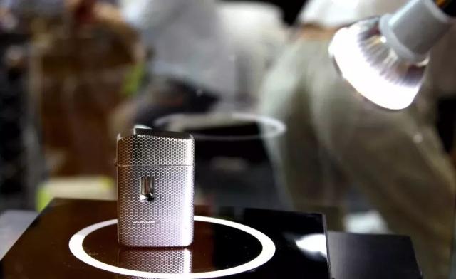 收集2018年市面上的100多款新品电子烟小烟,看看你认识哪一款? 收集2018年市面上的100多款新品电子烟小烟,看看你认识哪一款?