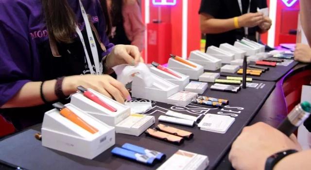 收集2018年市面上的100多款新品电子烟小烟,看看你认识哪一款? 收集2018年市面上的100多款新品电子烟小烟,看看你认识哪一款?