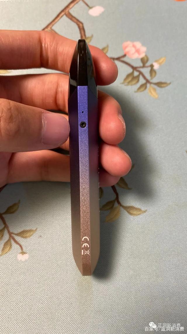 魔笛二代S LITE电子烟开箱与测评:电子烟也有了狂暴模式大烟雾。 魔笛二代S LITE电子烟开箱与测评:电子烟也有了狂暴模式大烟雾。