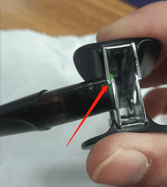 悦刻烟弹拆解和自己注油的教程 悦刻烟弹拆解和自己注油的教程