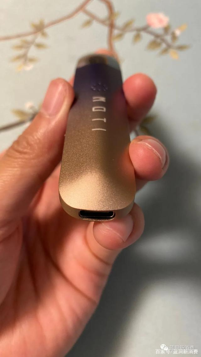 魔笛二代S LITE电子烟开箱与测评:电子烟也有了狂暴模式大烟雾。 魔笛二代S LITE电子烟开箱与测评:电子烟也有了狂暴模式大烟雾。