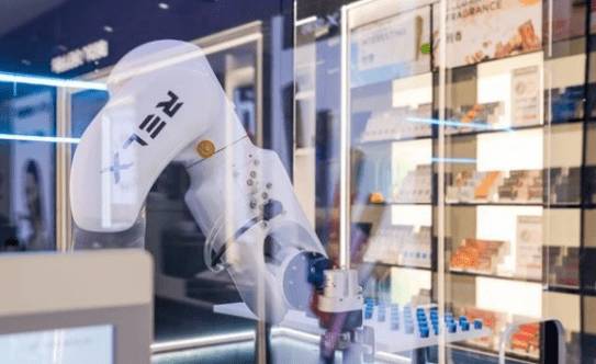 参观“ RELX悦刻”的独家工厂:隐形电子烟是如何诞生的? 参观“ RELX悦刻”的独家工厂:隐形电子烟是如何诞生的?