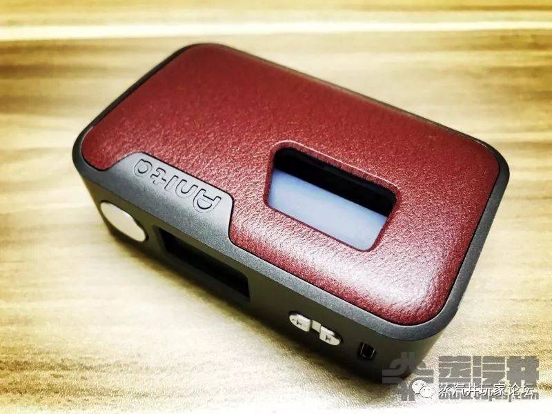 北极豚Anita 100W底注盒子电子烟设备评测 北极豚Anita 100W底注盒子电子烟设备评测