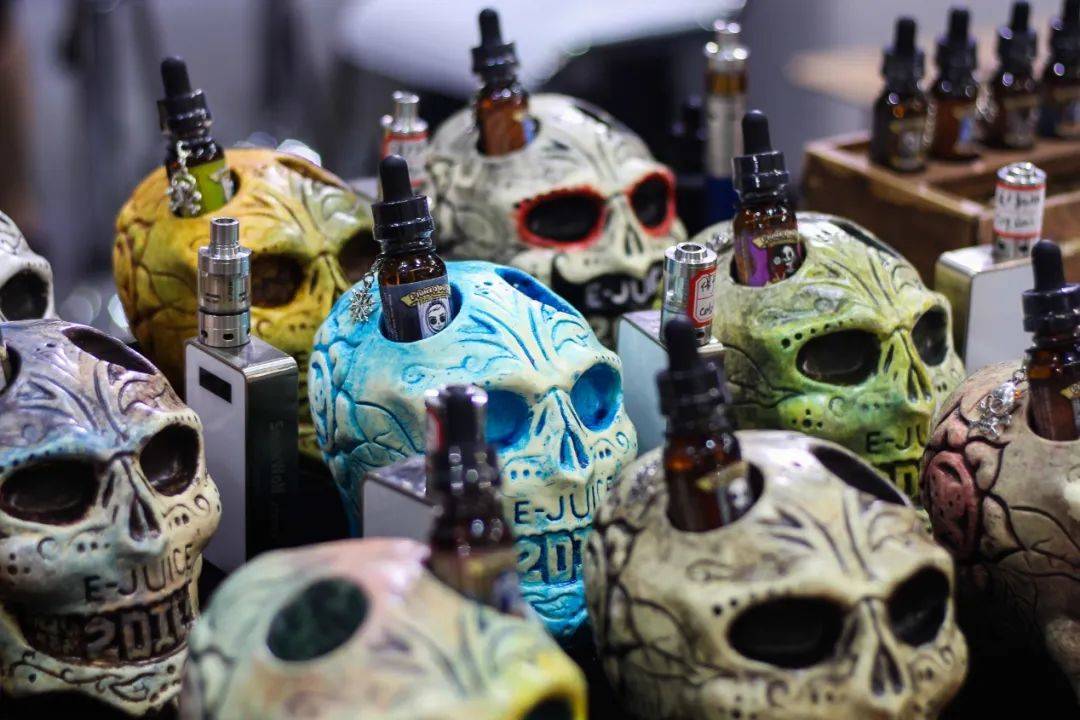 【快讯】暂不受理烟草专卖零售许可证新增电子烟零售业务，具体时间另行通知-实验室基地